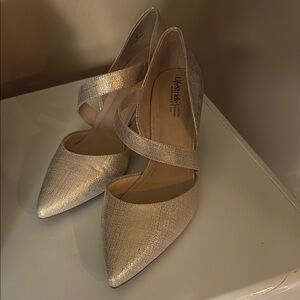 Life Stride Suki metallic Heels Elegant Sophisticated Design